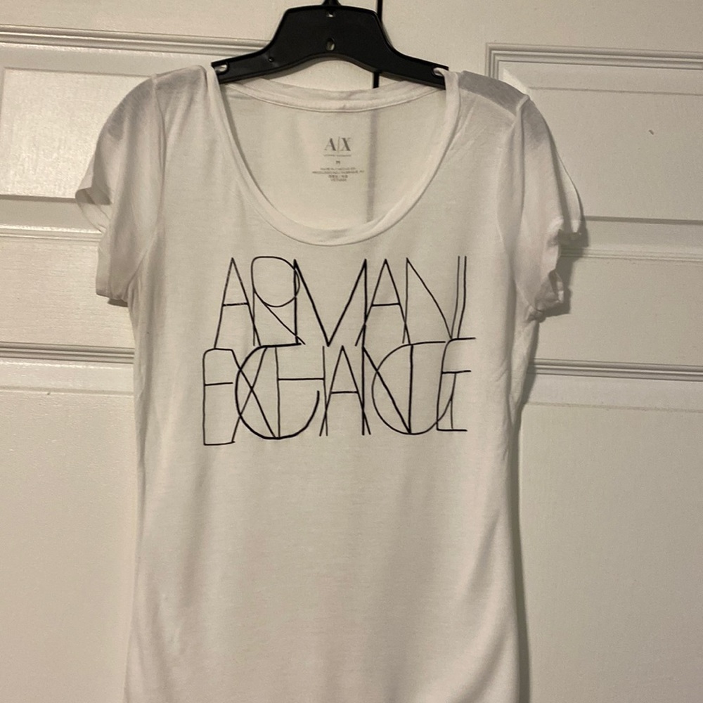 Armani Exchange Tee Shirt. Size medium. Used, great condition! No flaws.